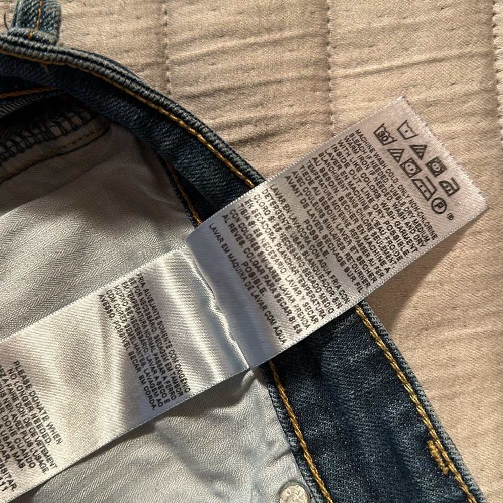 Levi Demi curve classic bootcut, size 12 or 31 - Picture 13 of 16